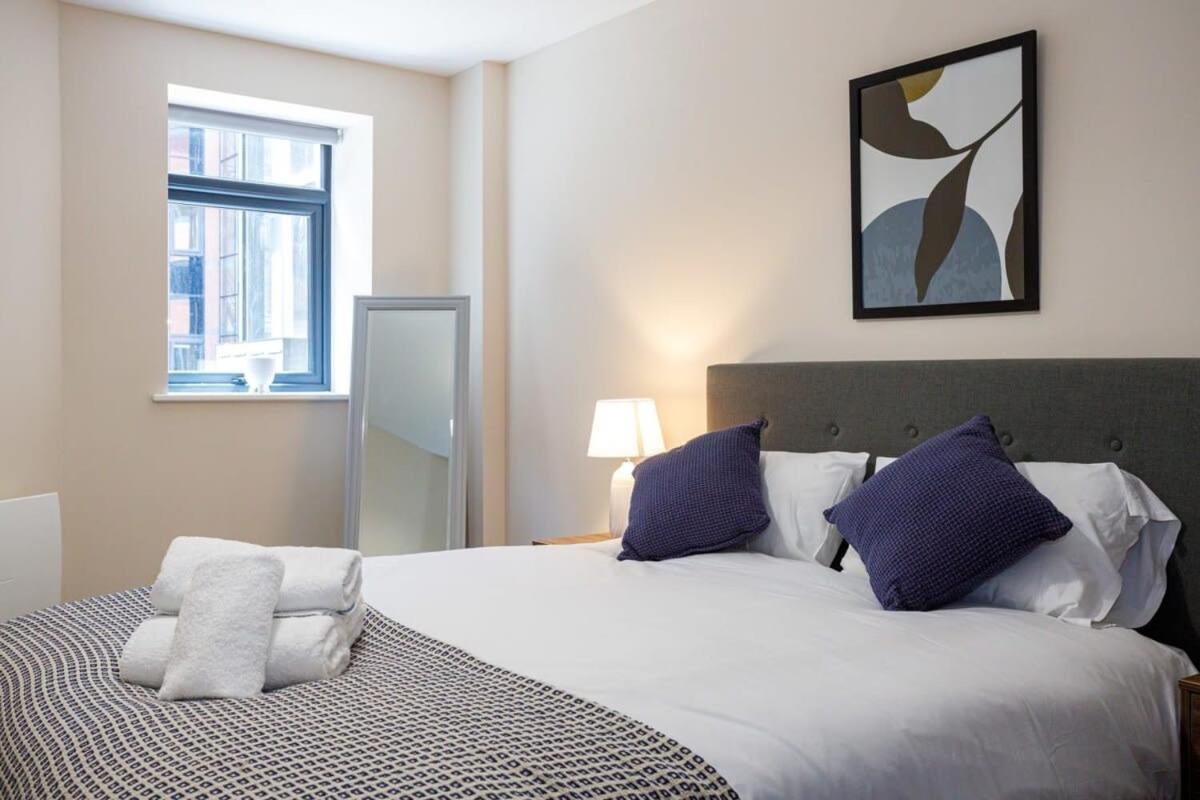 Stylish And Modern 1 Bedroom Apartment Манчестер Екстер'єр фото
