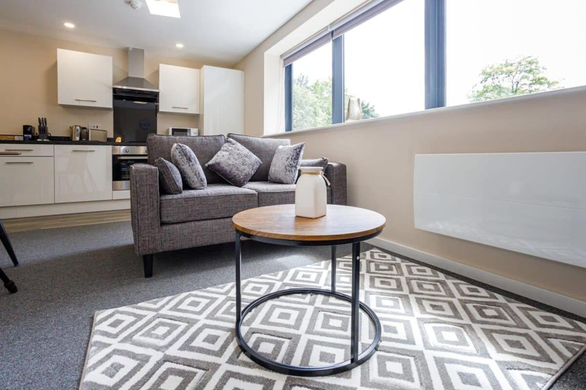 Stylish And Modern 1 Bedroom Apartment Манчестер Екстер'єр фото